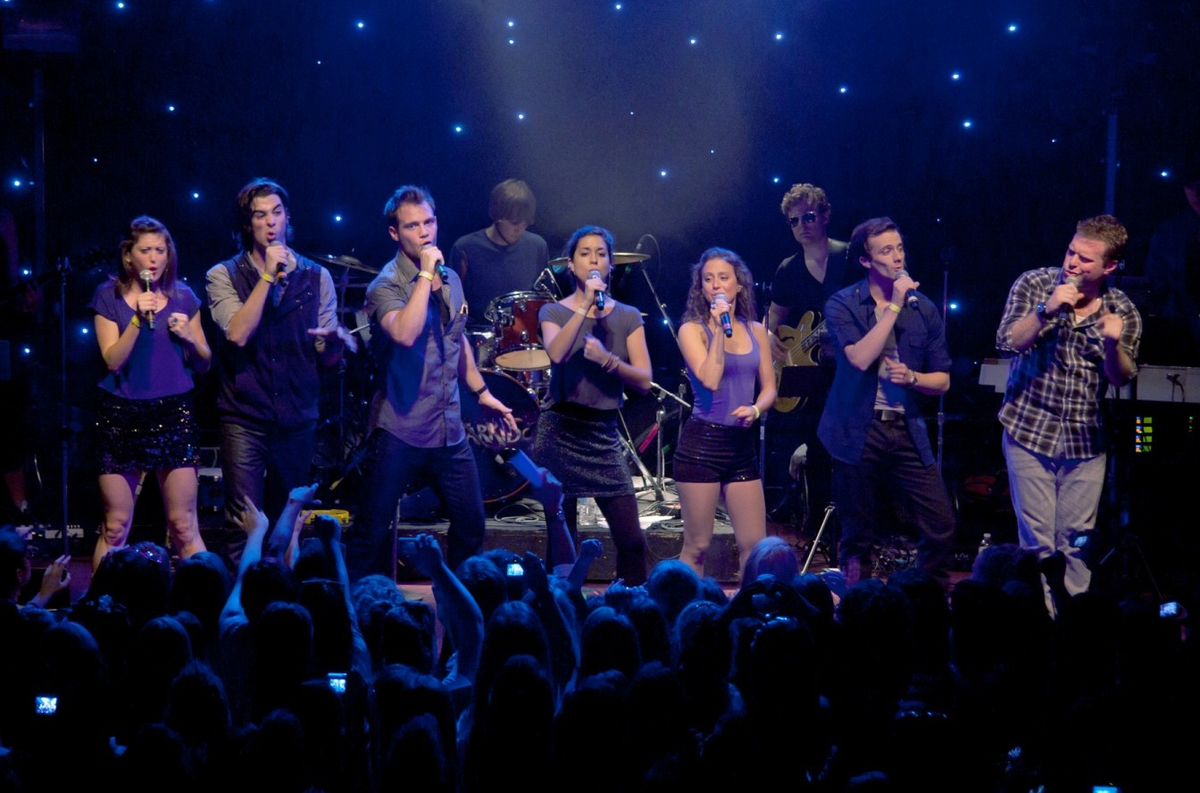 They like music. Team Starkid. Starkid Apocalyptour. Star Kids. Space Tour.